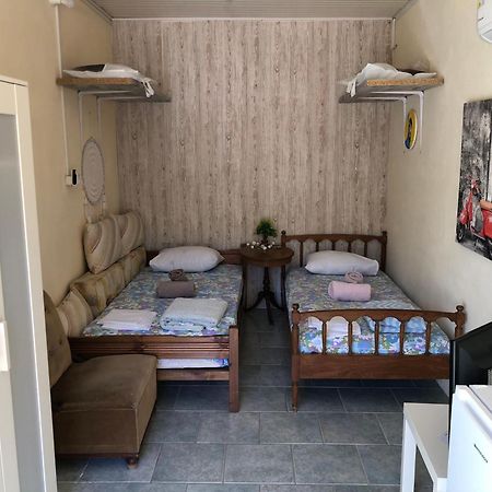 Converted Shed Studio & Garden Hanging Bed Pórto Ráfti Eksteriør billede
